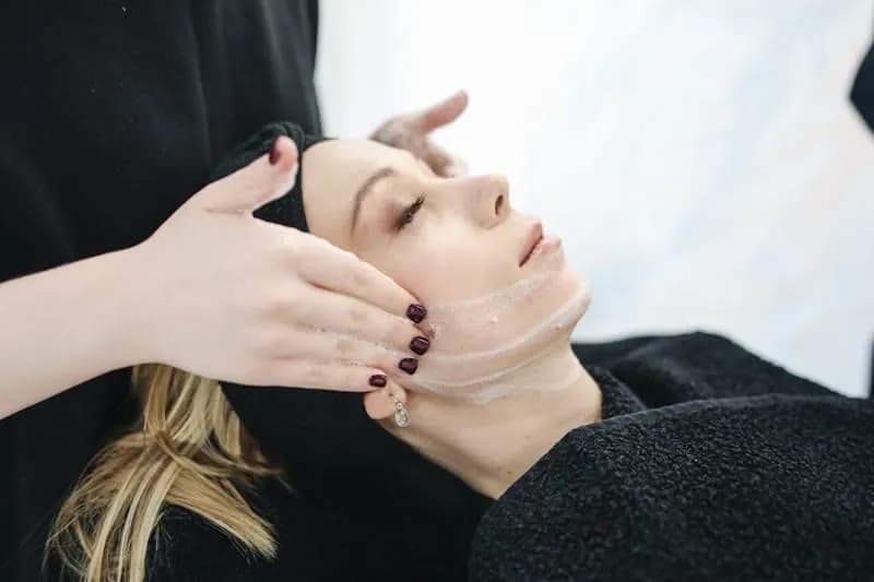 Nuru Masajı Nedir? Tarihçesi, Uygulanışı, Faydaları | Detaylı Japon Wellness Rehberi